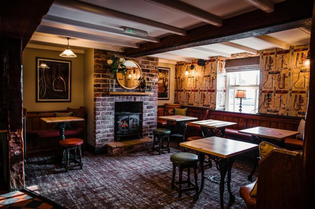 The Black Horse Inn Gainsborough Eksteriør billede