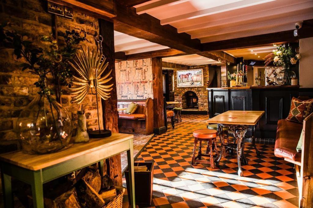 The Black Horse Inn Gainsborough Eksteriør billede